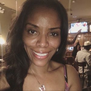 Meet your Posher, Quita